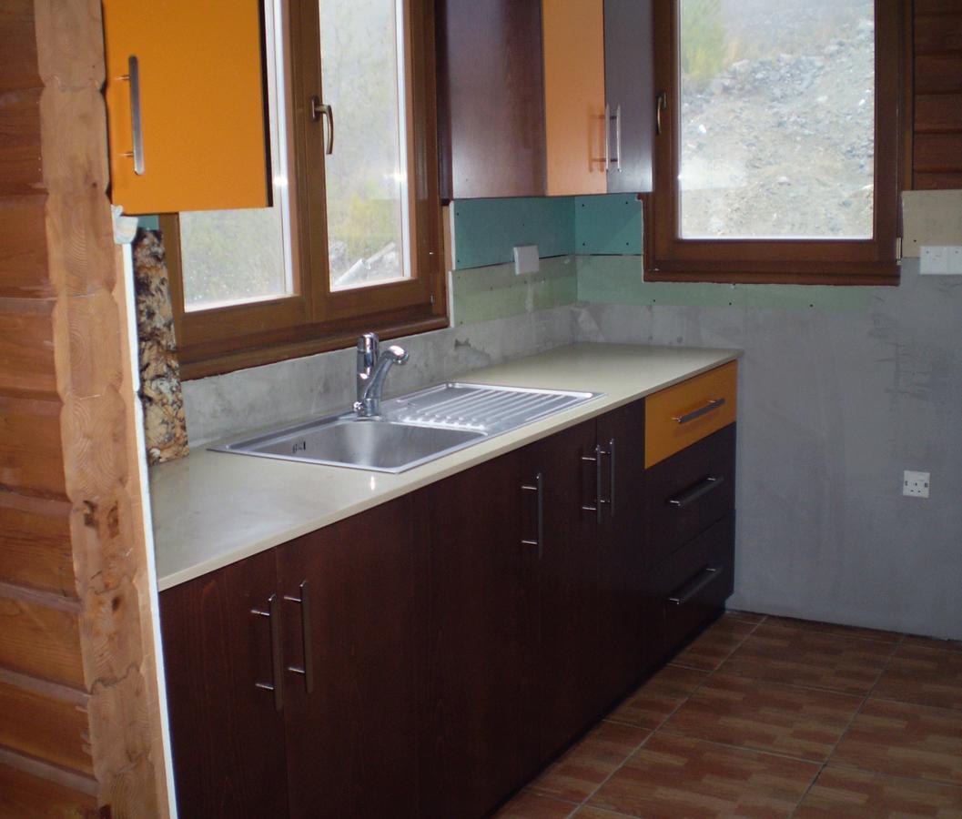 Agros Timber Log House Villa ภายนอก รูปภาพ