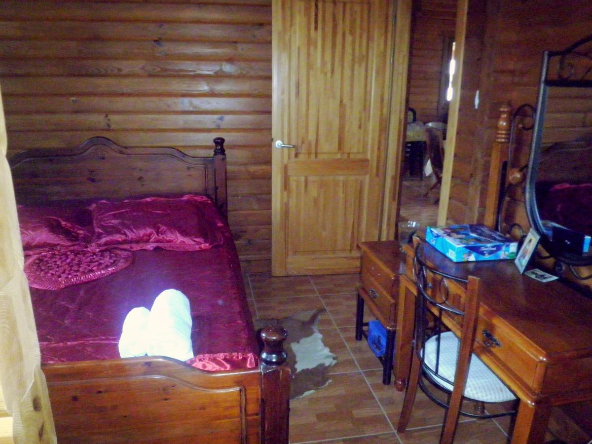 Agros Timber Log House Villa ภายนอก รูปภาพ